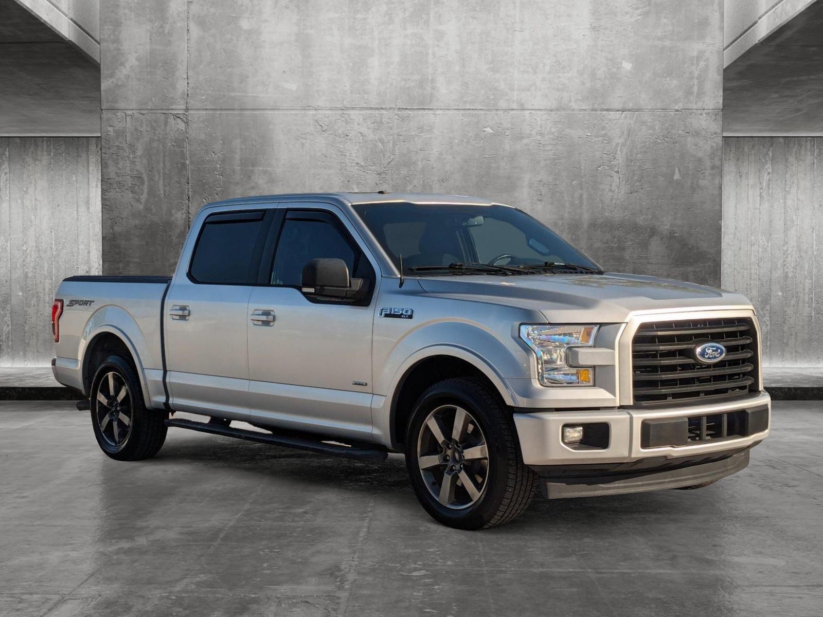 2017 Ford F-150 Vehicle Photo in St. Petersburg, FL 33713