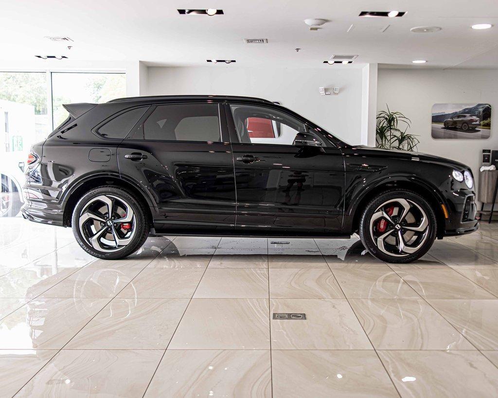 2022 Bentley Bentayga Vehicle Photo in Plainfield, IL 60586