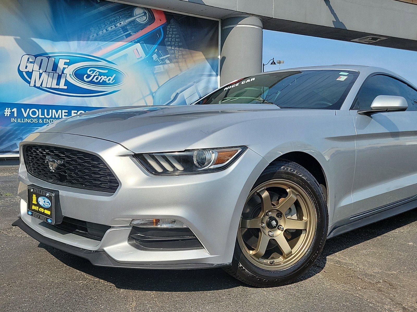 2017 Ford Mustang Vehicle Photo in Saint Charles, IL 60174