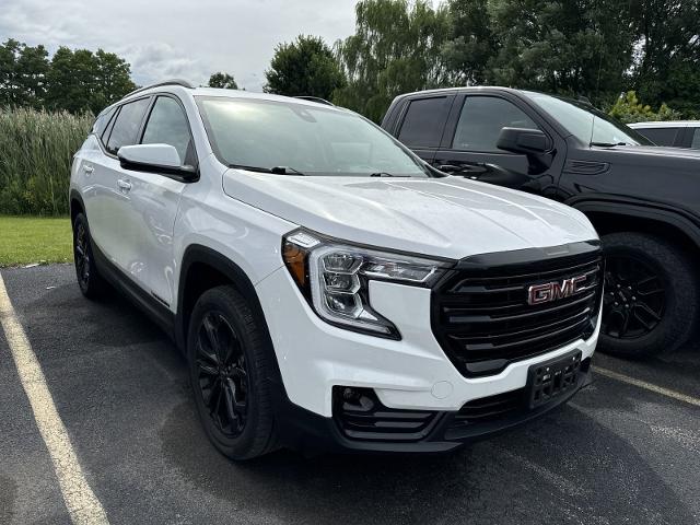 Used 2022 GMC Terrain SLT with VIN 3GKALVEV1NL238144 for sale in Williamsville, NY