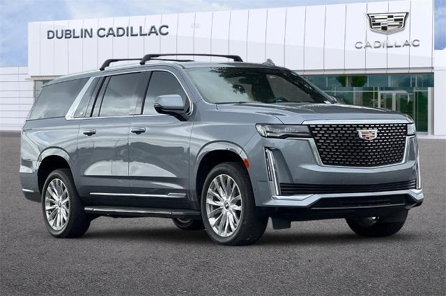 Used 2022 Cadillac Escalade ESV Premium Luxury with VIN 1GYS4KKL3NR274872 for sale in Dublin, CA