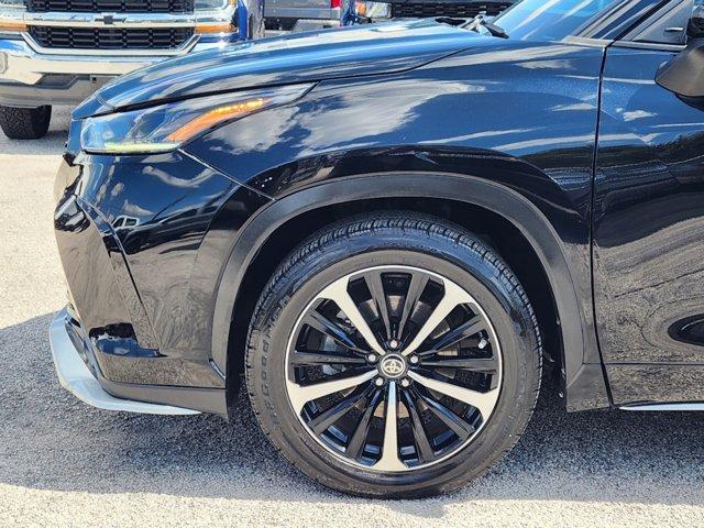 2021 Toyota Highlander Vehicle Photo in SUGAR LAND, TX 77478-0000