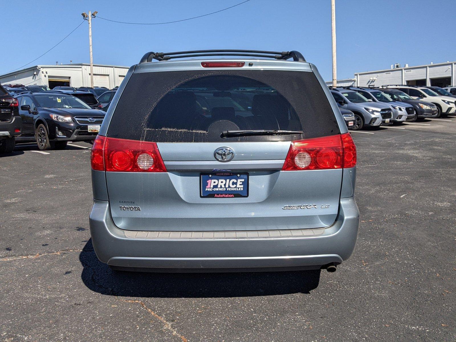 2009 Toyota Sienna Vehicle Photo in Cockeysville, MD 21030