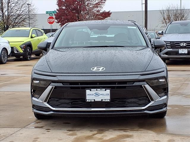 2025 Hyundai SONATA Hybrid Vehicle Photo in Peoria, IL 61615