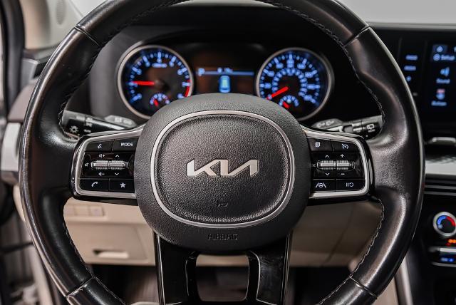 2022 Kia Carnival Vehicle Photo in Akron, OH 44312