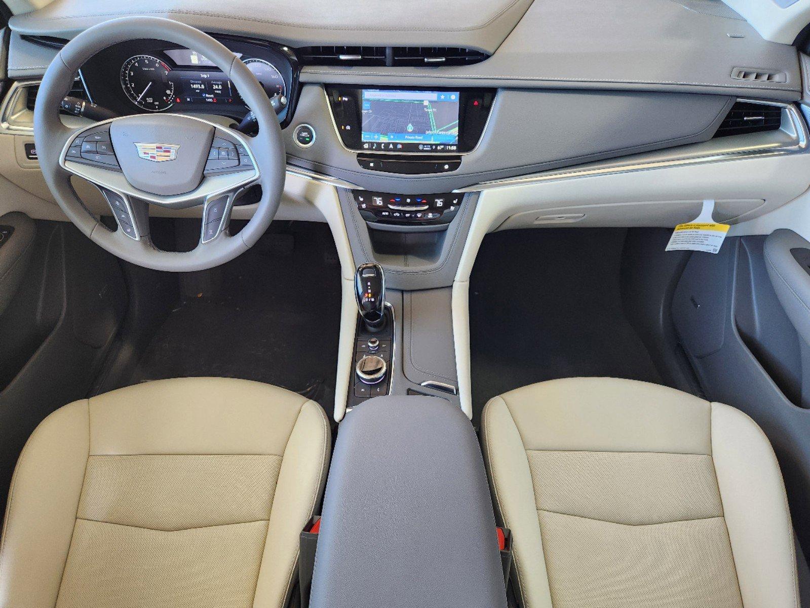 2025 Cadillac XT5 Vehicle Photo in GRAPEVINE, TX 76051-8302