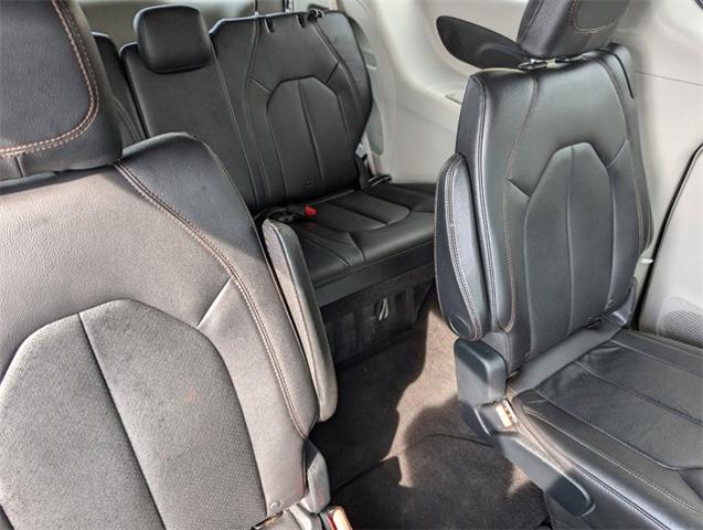 2017 Chrysler Pacifica Vehicle Photo in AURORA, CO 80012-4011