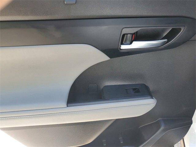 2022 Toyota Highlander Vehicle Photo in SUNRISE, FL 33323-3202