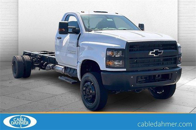 2024 Chevrolet Silverado Chassis Cab Vehicle Photo in INDEPENDENCE, MO 64055-1314