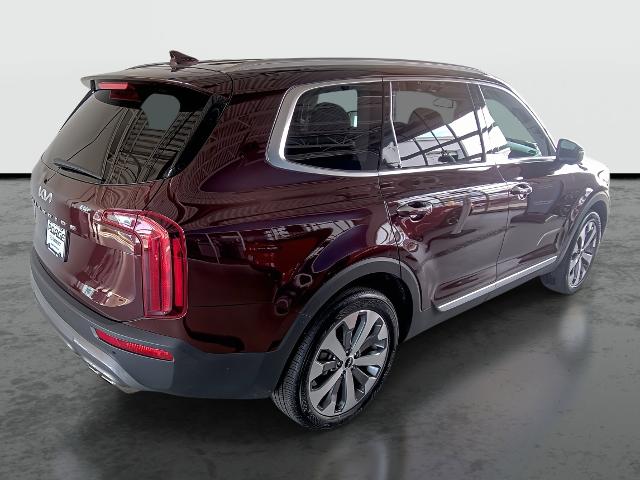 2022 Kia Telluride Vehicle Photo in WENTZVILLE, MO 63385-1017