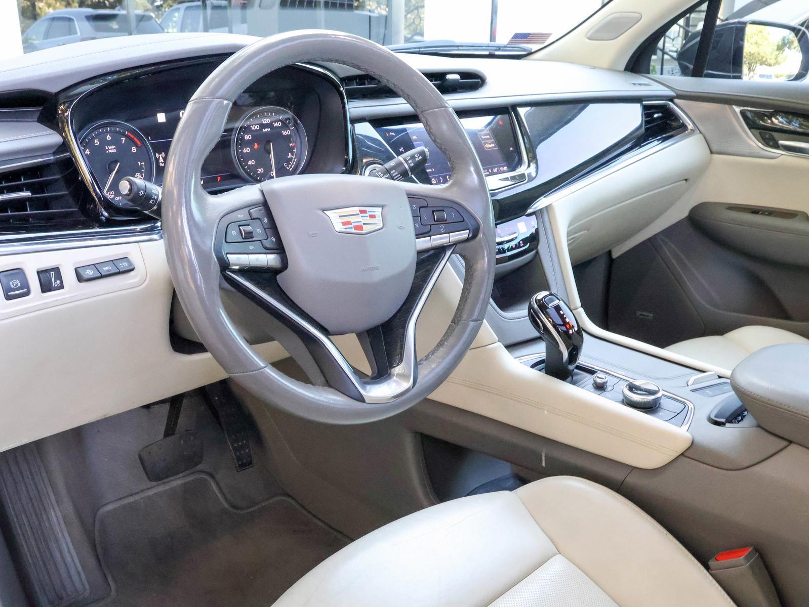 2022 Cadillac XT6 Vehicle Photo in DALLAS, TX 75209-3095