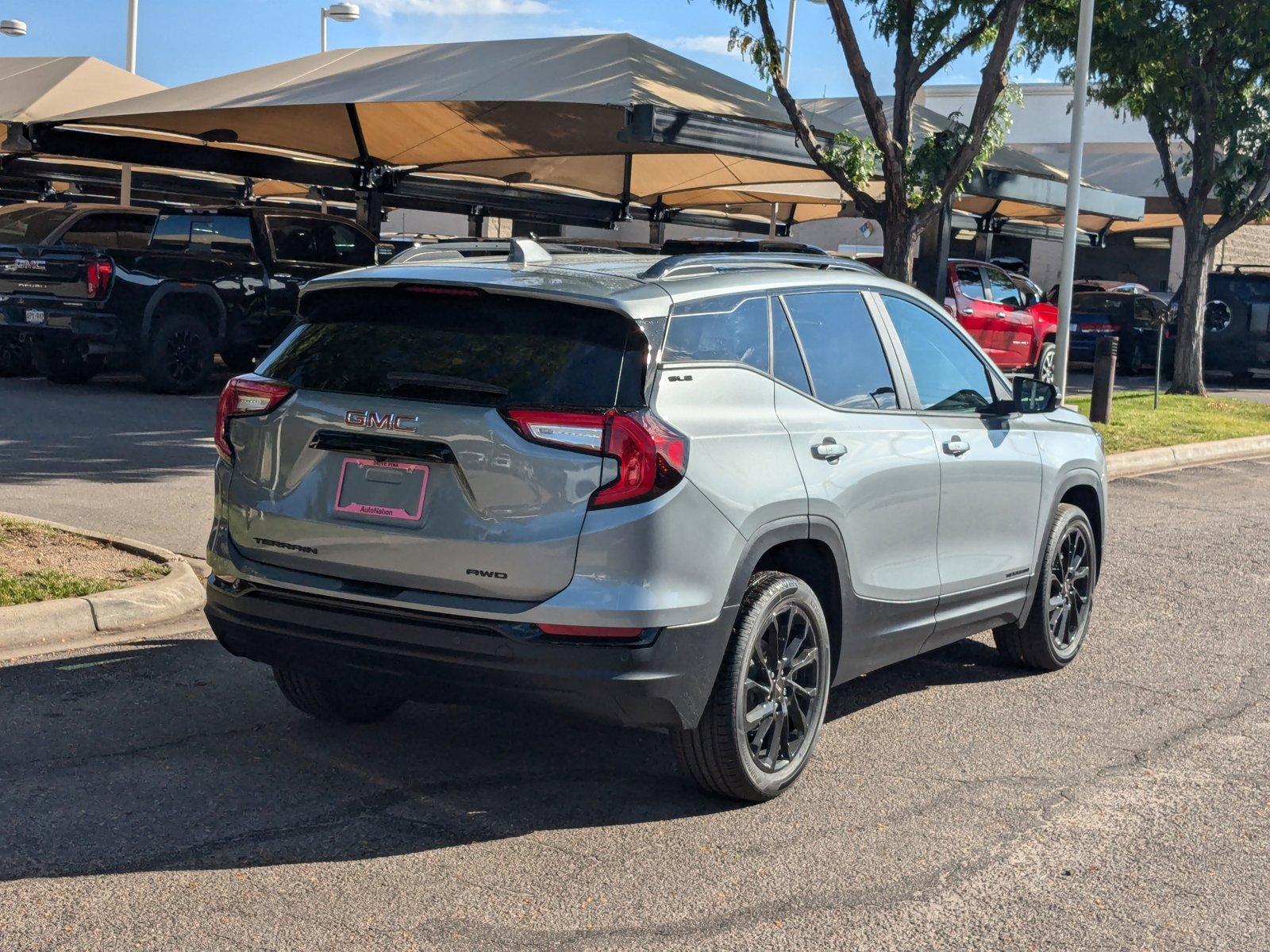 2024 GMC Terrain Vehicle Photo in LONE TREE, CO 80124-2750