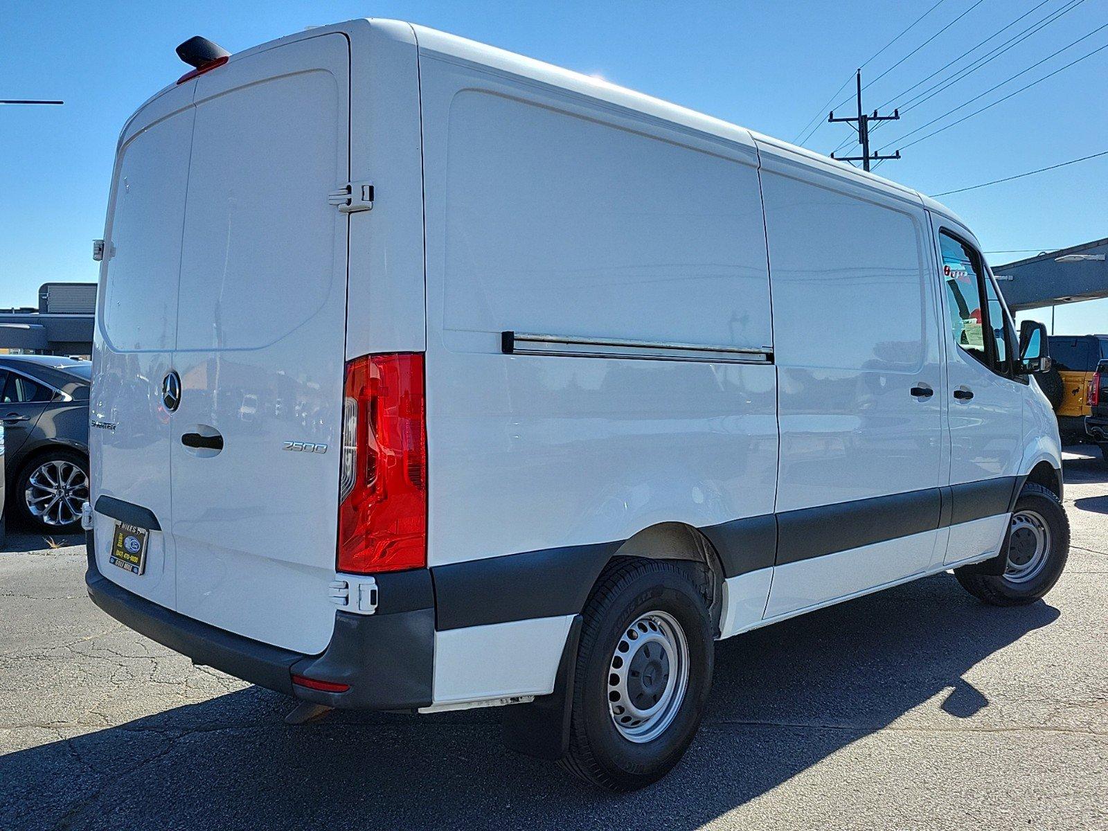 2022 Mercedes-Benz Sprinter Cargo Van Vehicle Photo in Plainfield, IL 60586