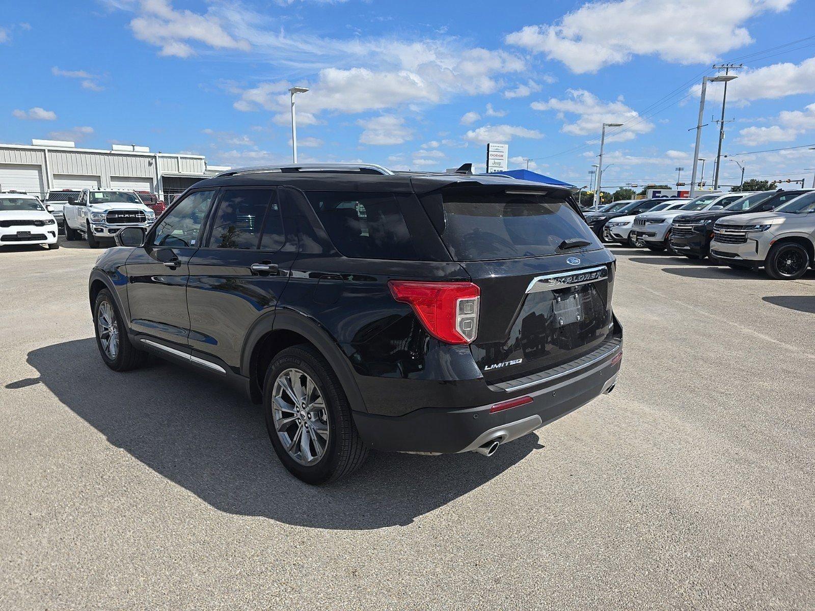 2024 Ford Explorer Vehicle Photo in Seguin, TX 78155