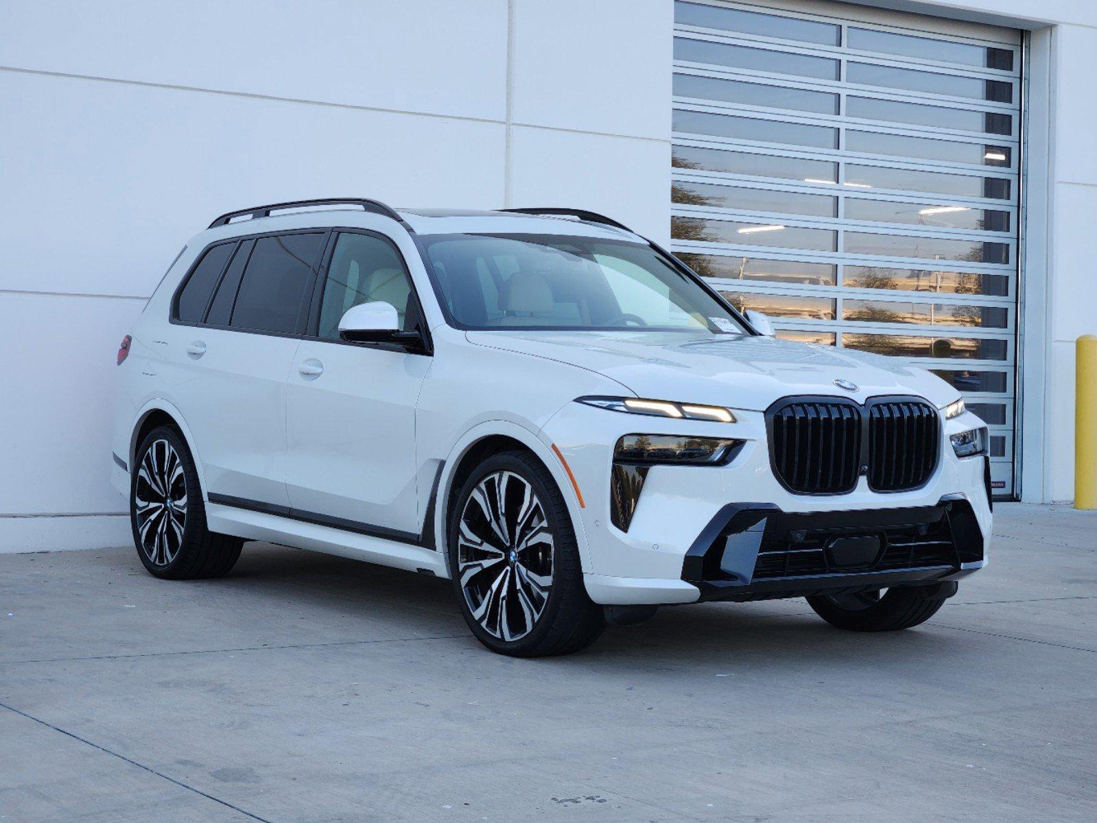 2023 BMW X7 xDrive40i Vehicle Photo in PLANO, TX 75024