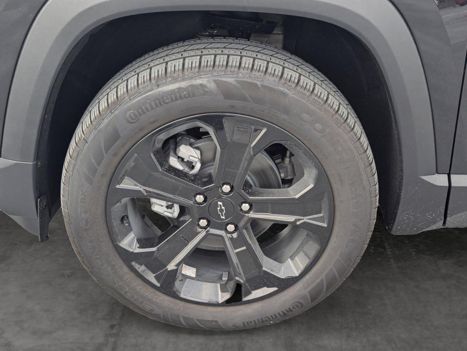 2025 Chevrolet Equinox Vehicle Photo in PEMBROKE PINES, FL 33024-6534