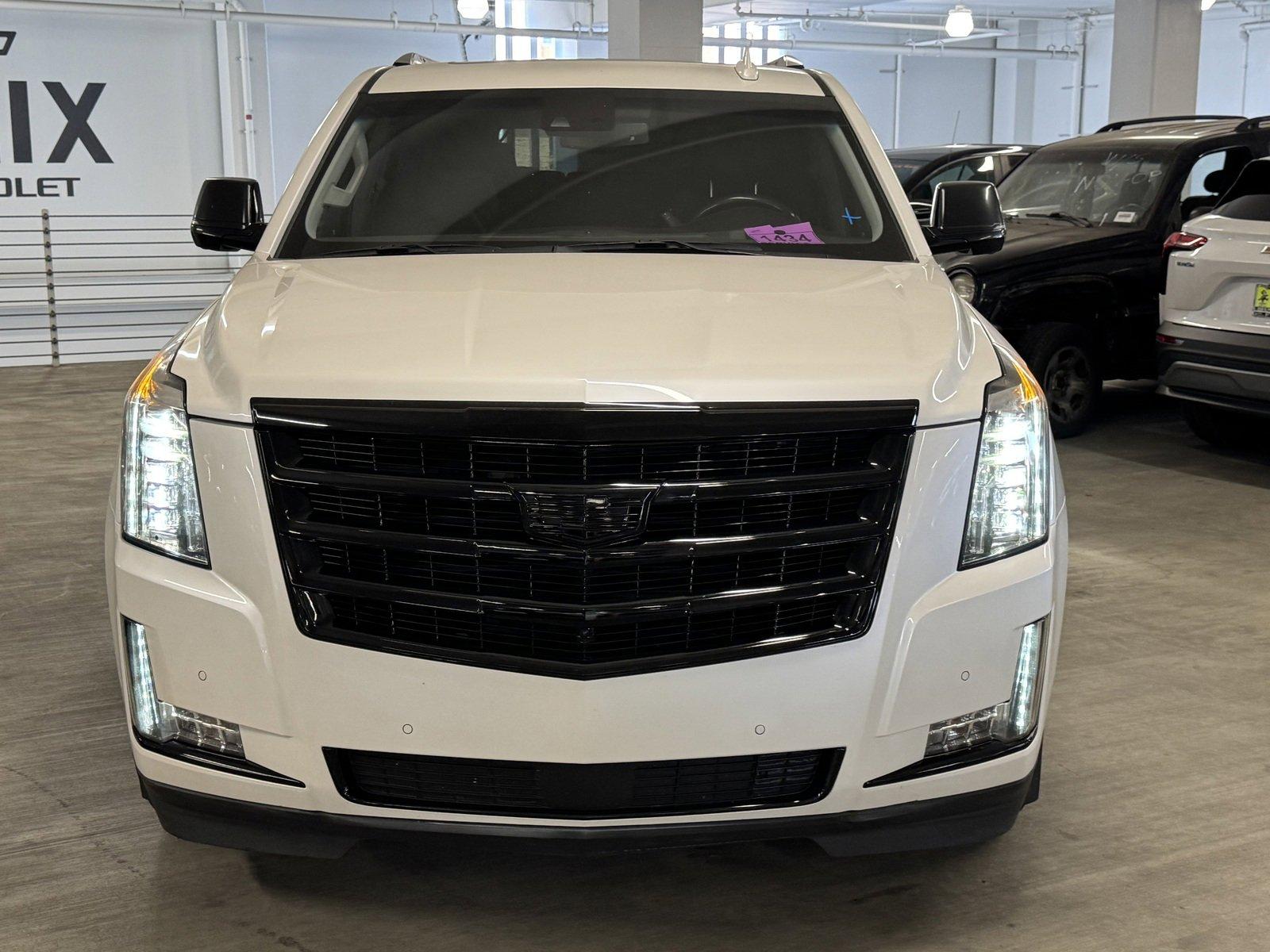 2016 Cadillac Escalade ESV Vehicle Photo in LOS ANGELES, CA 90007-3794