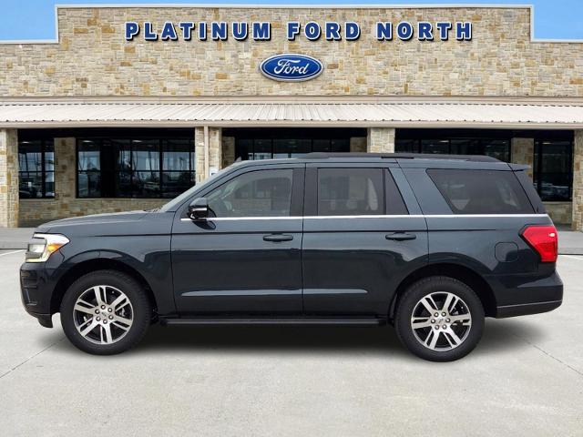 2024 Ford Expedition Vehicle Photo in Pilot Point, TX 76258