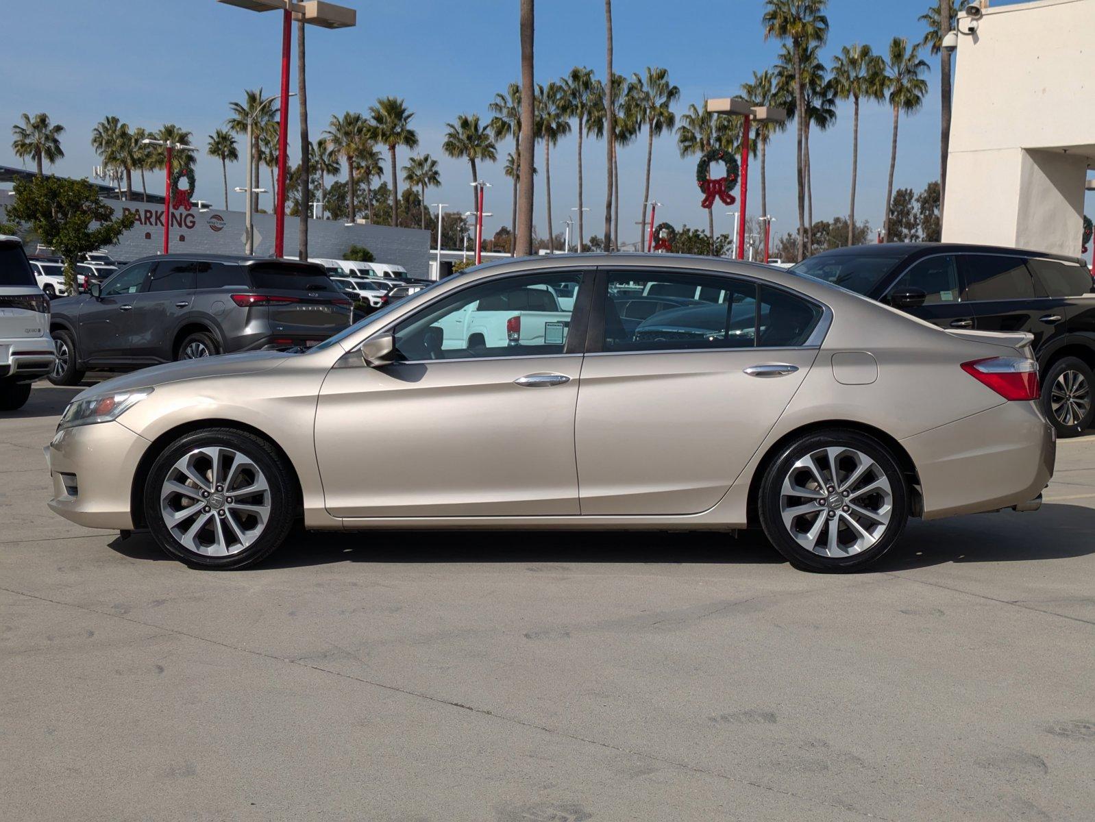 2015 Honda Accord Sedan Vehicle Photo in Tustin, CA 92782