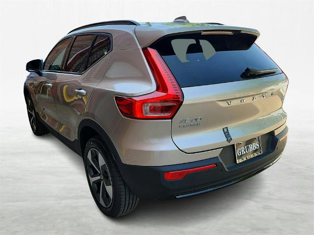 2024 Volvo XC40 Vehicle Photo in Houston, TX 77007