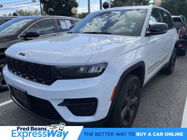 2023 Jeep Grand Cherokee Vehicle Photo in Flemington, NJ 08822