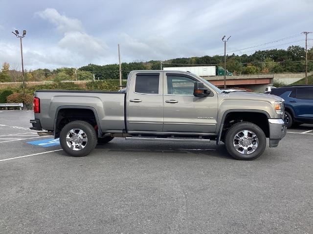 2017 GMC Sierra 2500 HD Vehicle Photo in Gardner, MA 01440