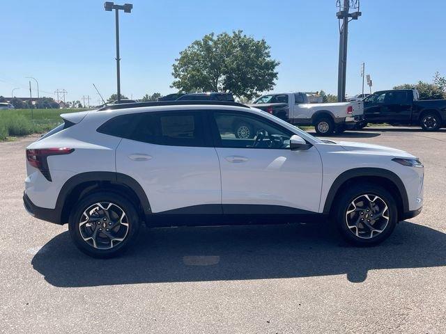 2025 Chevrolet Trax Vehicle Photo in GREELEY, CO 80634-4125