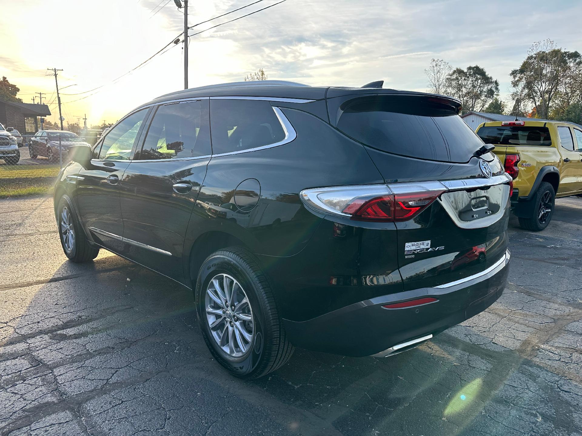 2024 Buick Enclave Vehicle Photo in CLARE, MI 48617-9414