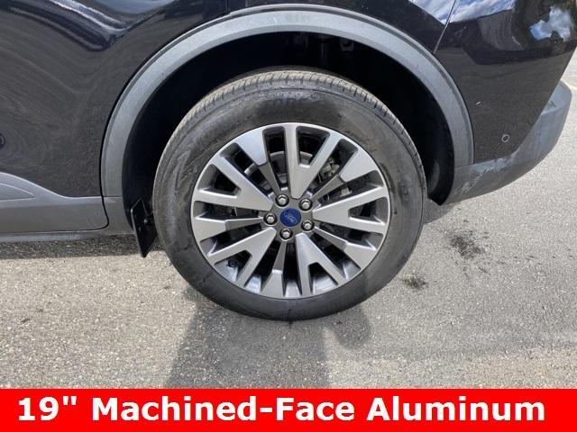 2020 Ford Escape Vehicle Photo in Mahwah, NJ 07430-1343