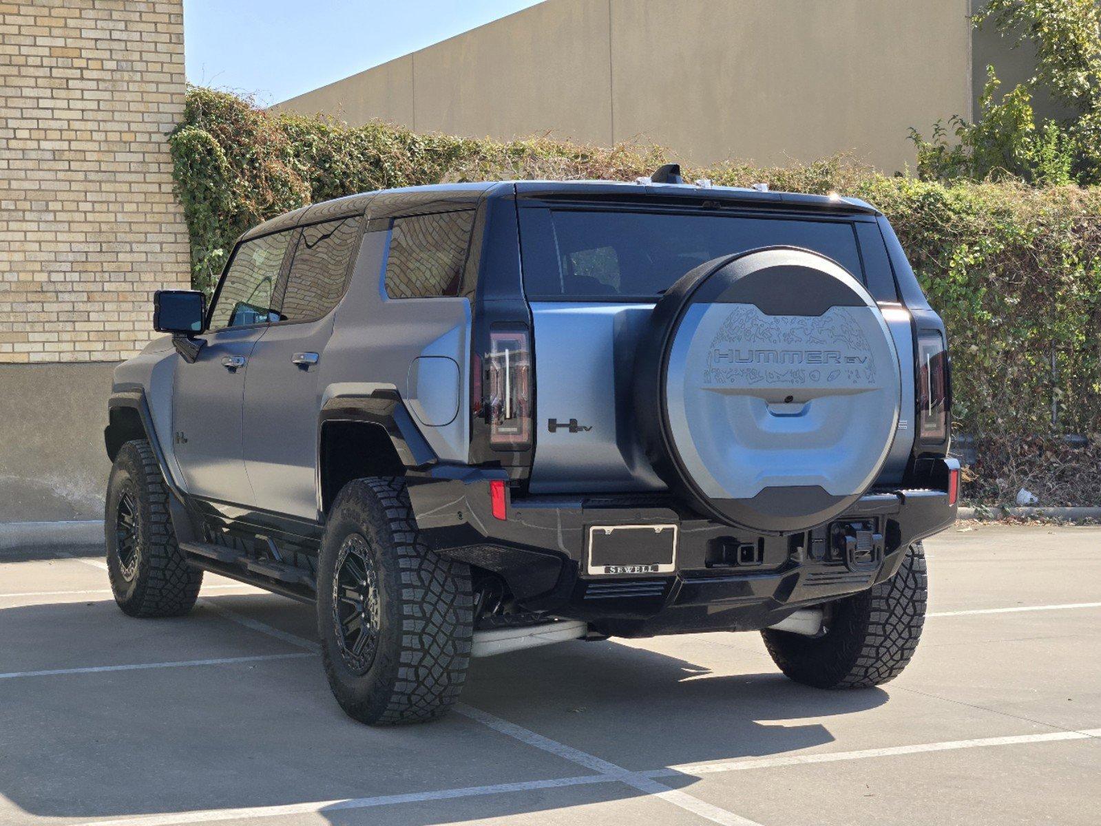 2024 GMC HUMMER EV SUV Vehicle Photo in DALLAS, TX 75209-3016