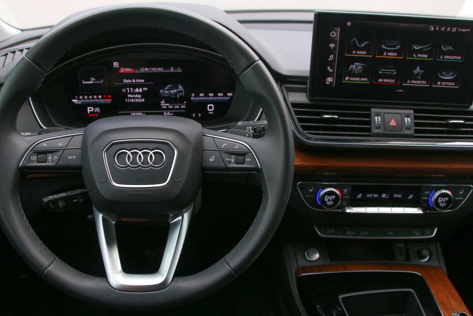 2023 Audi Q5 Vehicle Photo in SUGAR LAND, TX 77478