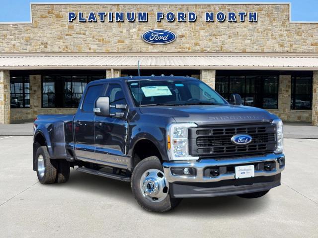 2024 Ford Super Duty F-350 DRW Vehicle Photo in Pilot Point, TX 76258