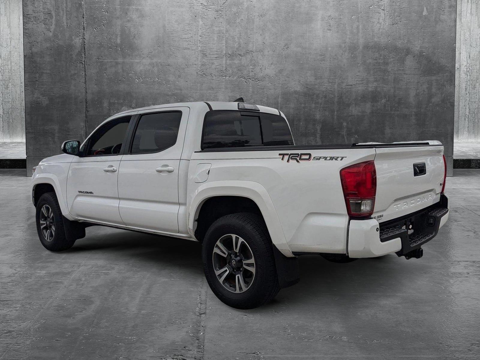 2017 Toyota Tacoma Vehicle Photo in Winter Park, FL 32792