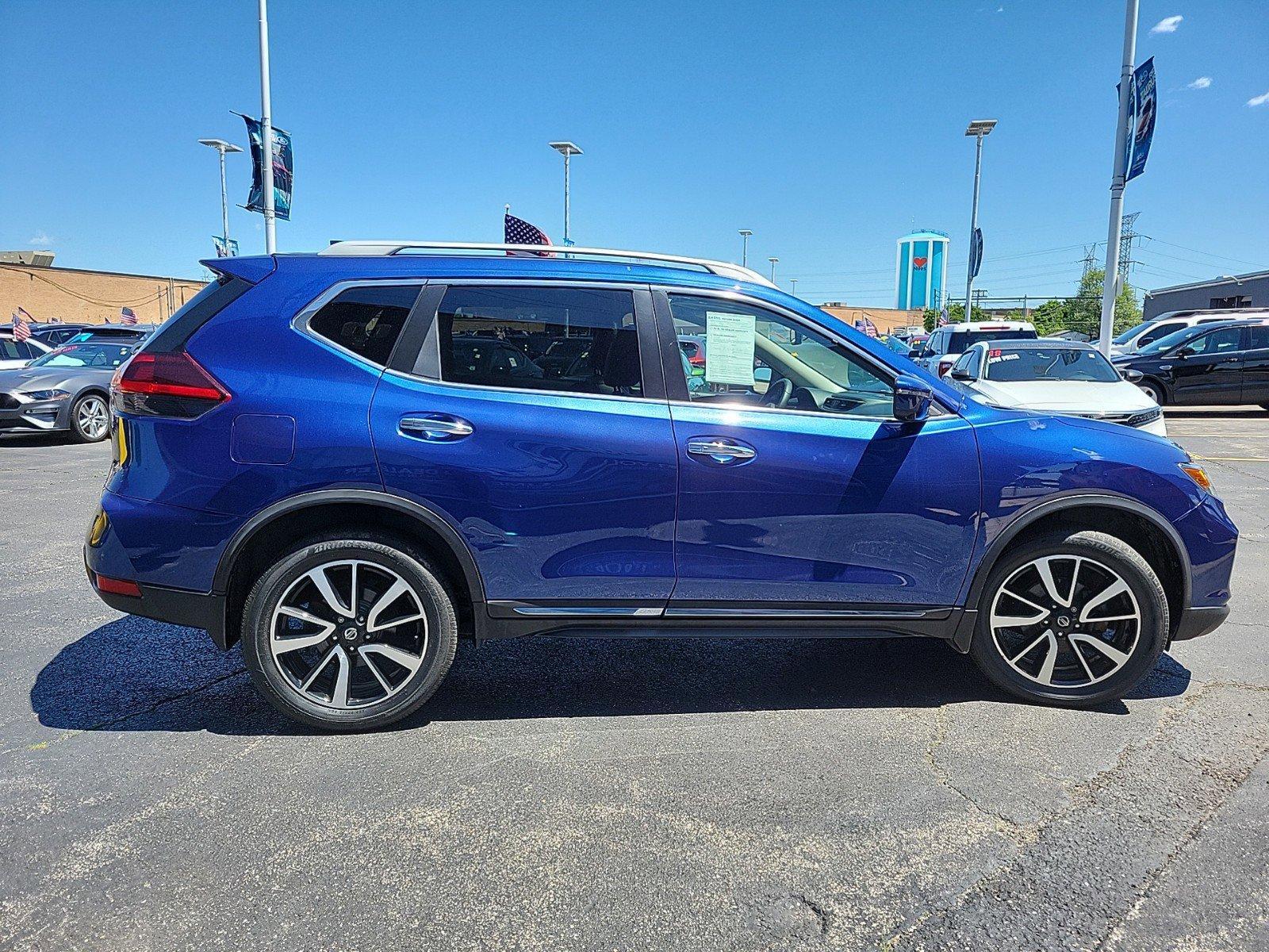 2020 Nissan Rogue Vehicle Photo in Plainfield, IL 60586