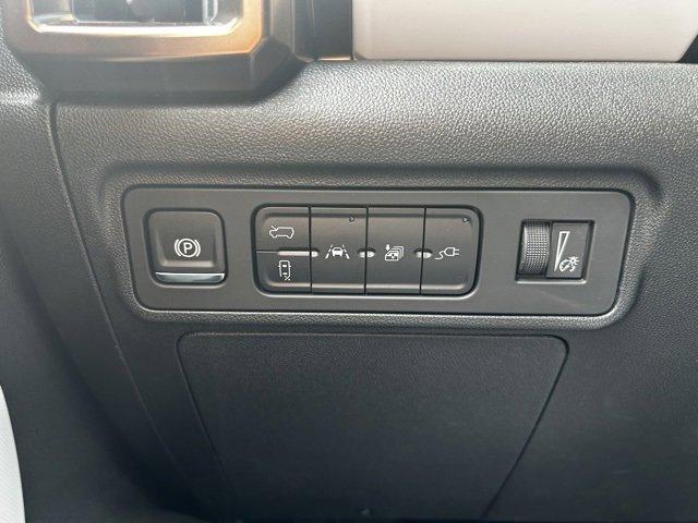 2024 GMC HUMMER EV SUV Vehicle Photo in JACKSON, MI 49202-1834