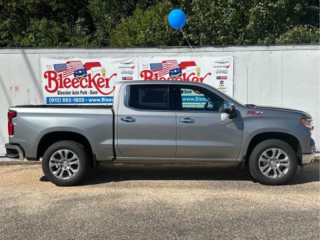 2024 Chevrolet Silverado 1500 Vehicle Photo in DUNN, NC 28334-8900