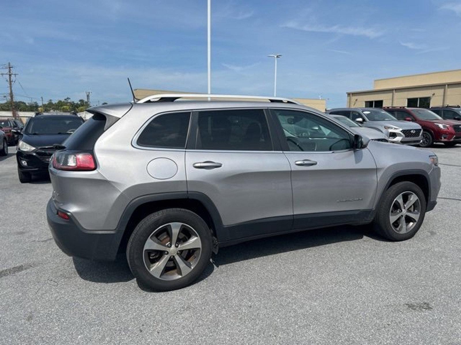 2019 Jeep Cherokee Vehicle Photo in Harrisburg, PA 17111