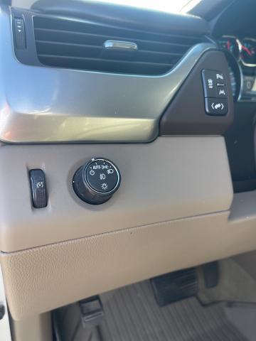 2018 Chevrolet Suburban Vehicle Photo in VENTURA, CA 93003-8585