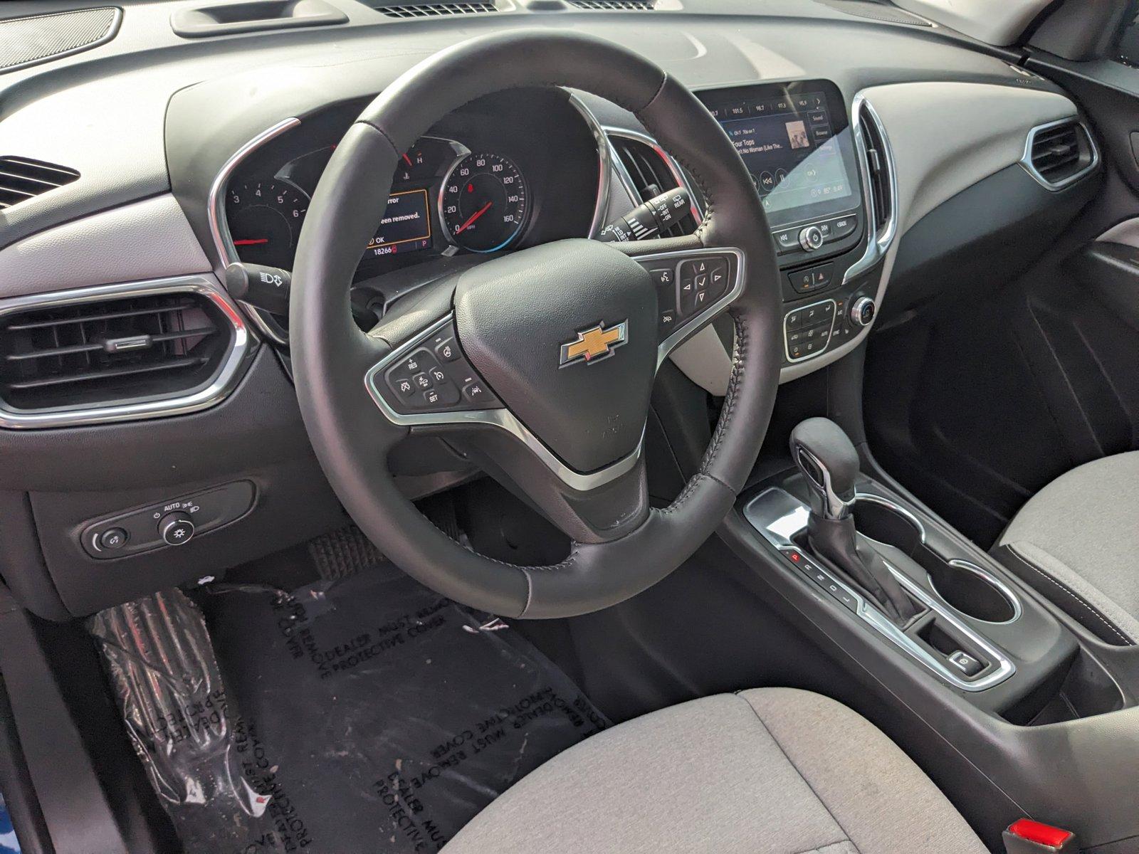 2022 Chevrolet Equinox Vehicle Photo in GREENACRES, FL 33463-3207