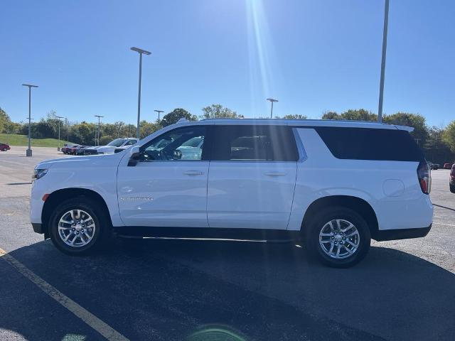 2023 Chevrolet Suburban Vehicle Photo in GREEN BAY, WI 54302-3701