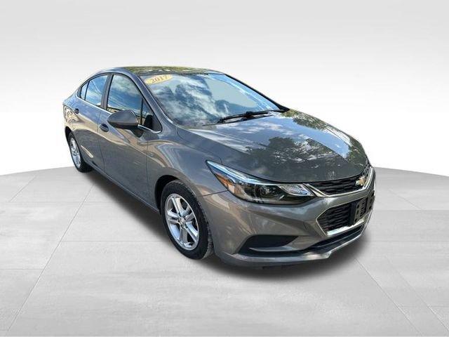 2017 Chevrolet Cruze Vehicle Photo in MEDINA, OH 44256-9631