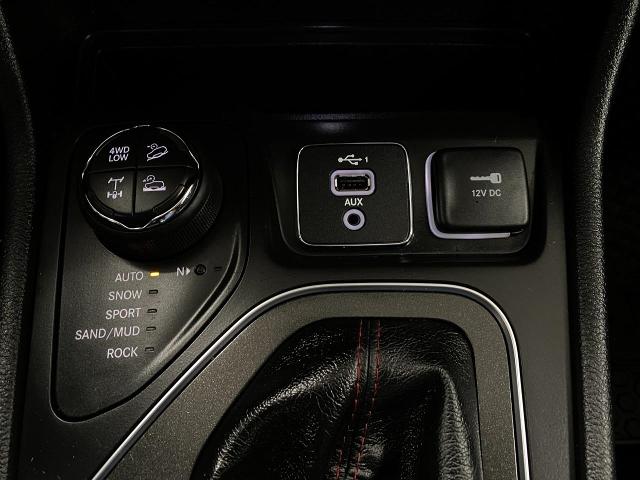 2019 Jeep Cherokee Vehicle Photo in Appleton, WI 54913