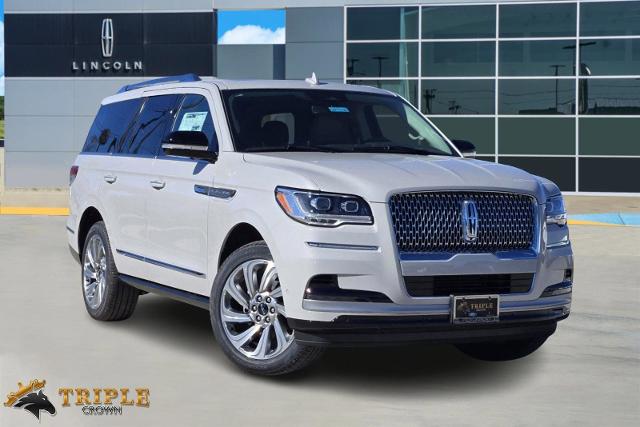 2024 Lincoln Navigator Vehicle Photo in Stephenville, TX 76401-3713