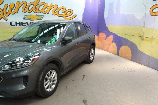 2022 Ford Escape Vehicle Photo in GRAND LEDGE, MI 48837-9199