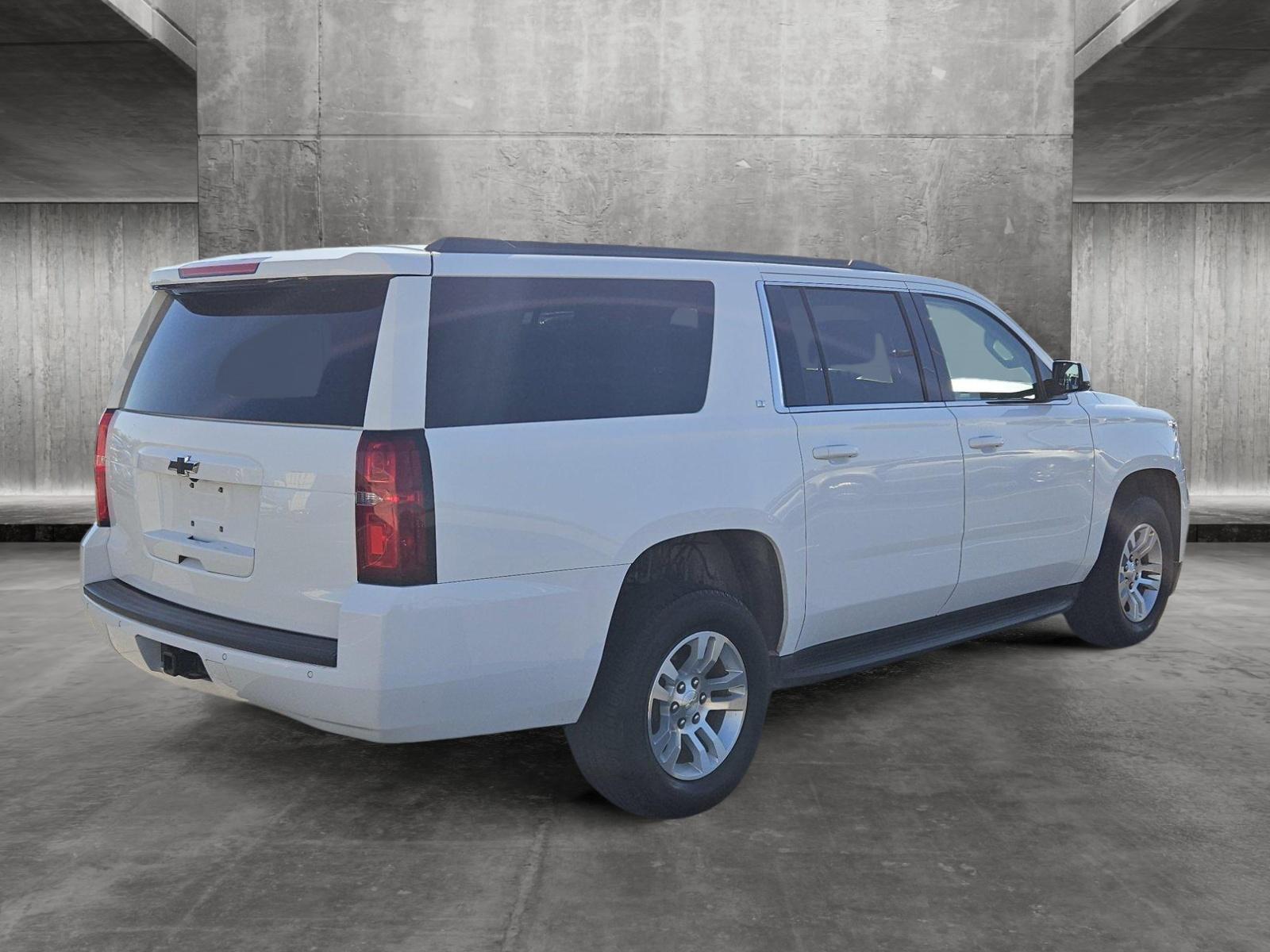 2019 Chevrolet Suburban Vehicle Photo in GILBERT, AZ 85297-0446