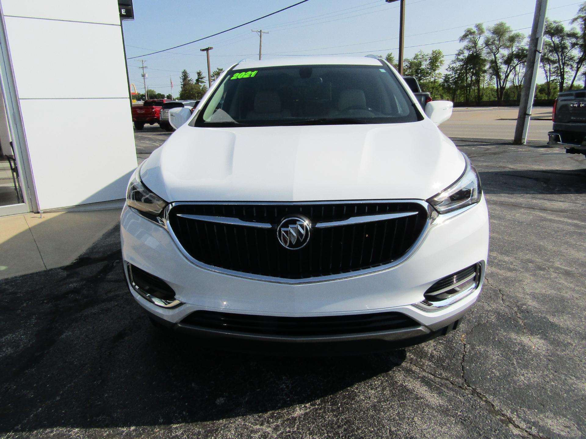 Used 2021 Buick Enclave Essence with VIN 5GAERBKW7MJ256985 for sale in Greenville, OH