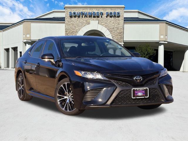 2019 Toyota Camry Vehicle Photo in Weatherford, TX 76087-8771