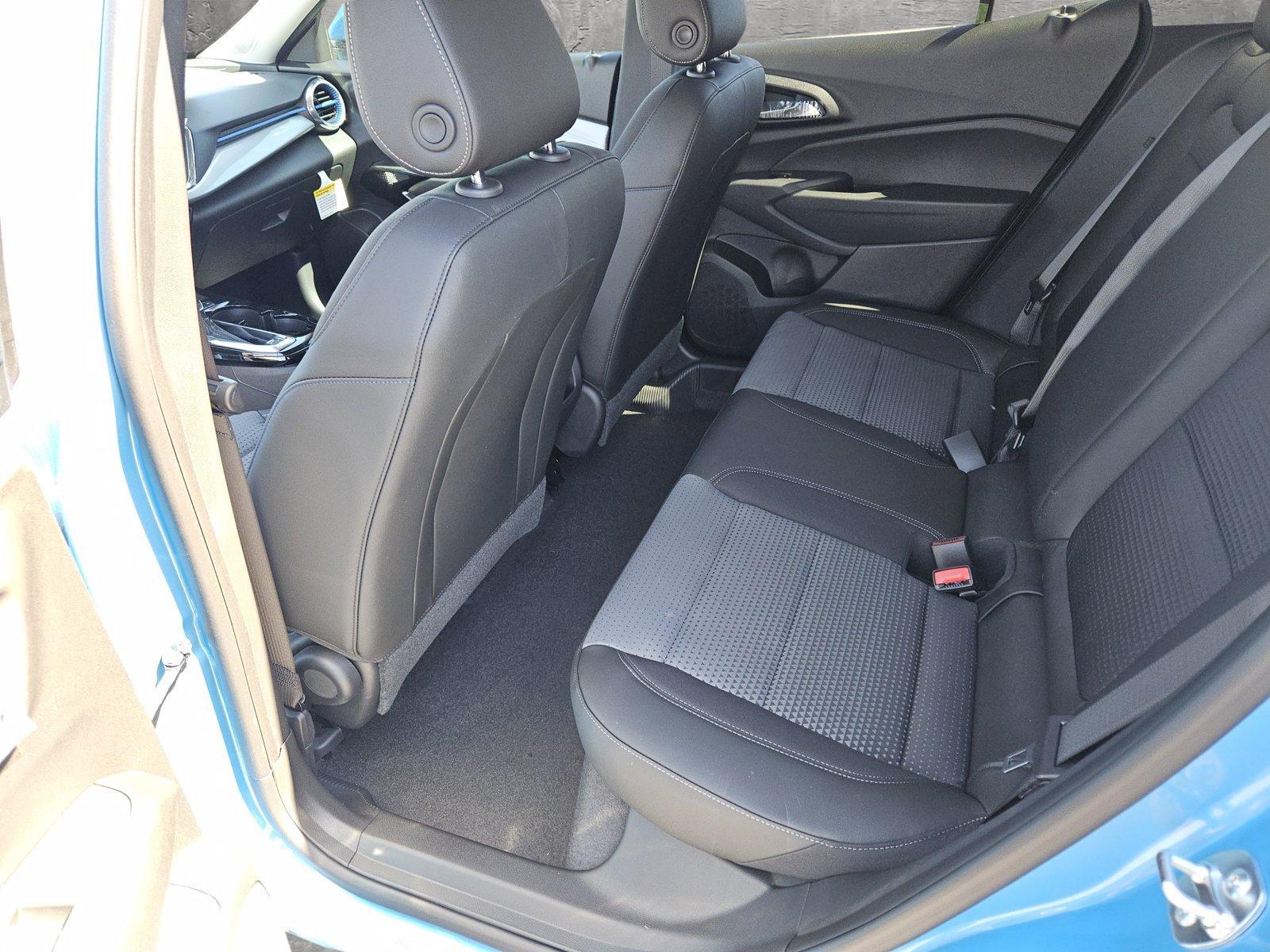 2025 Chevrolet Trax Vehicle Photo in MESA, AZ 85206-4395