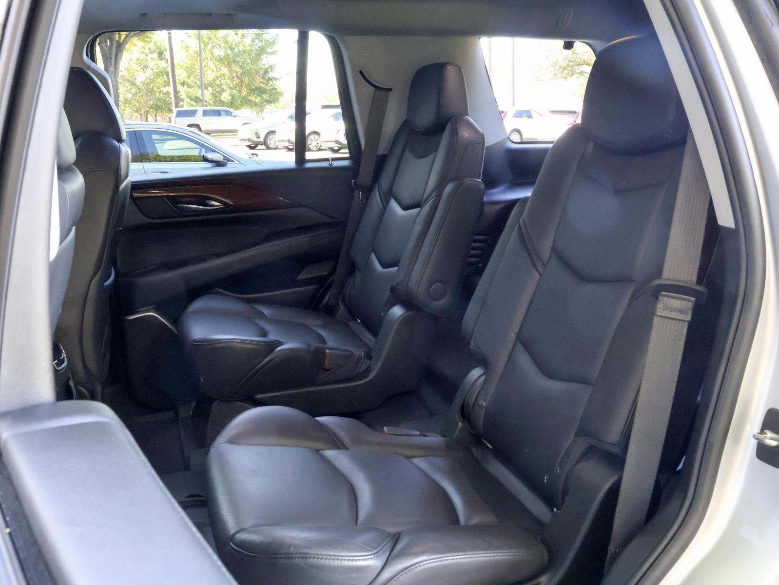 2019 Cadillac Escalade Vehicle Photo in DALLAS, TX 75209-3095