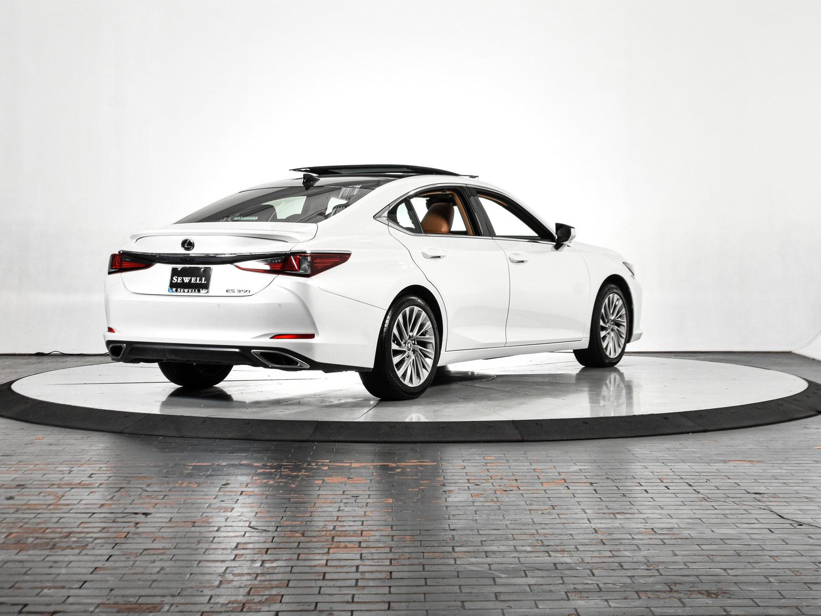 2023 Lexus ES 350 Vehicle Photo in DALLAS, TX 75235